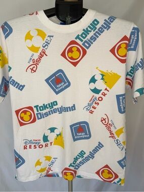 Tokyo Disney Resort All Over Logo Tee Japan Exclusive Disneyland DisneySea NWOT